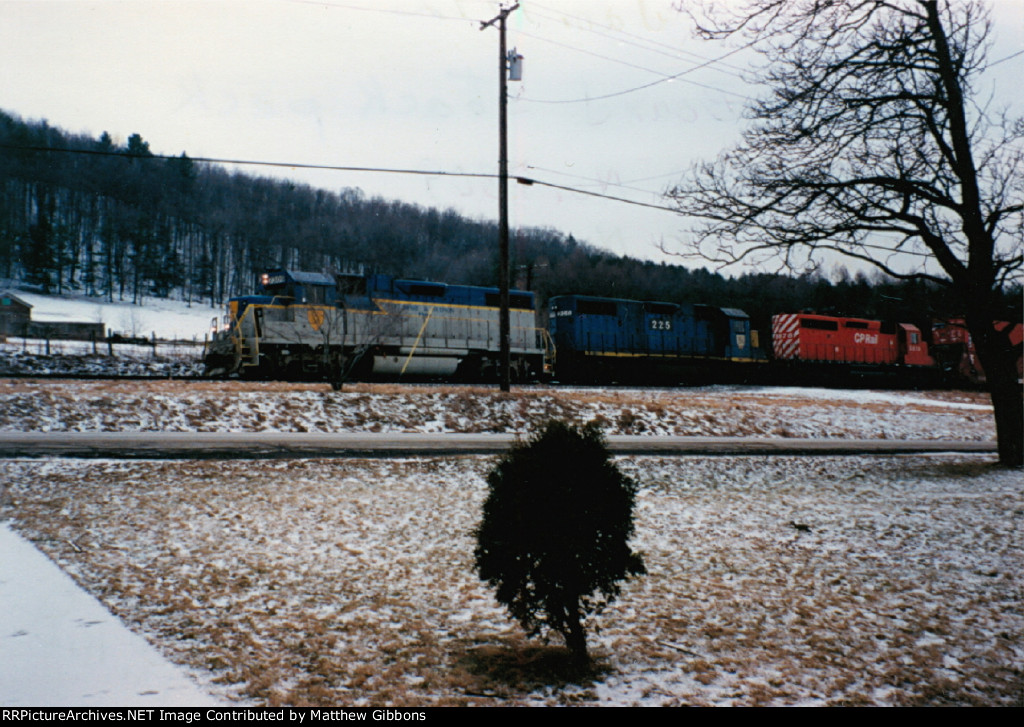 D&H Northbound at Sanitaria Springs-exact date approximate